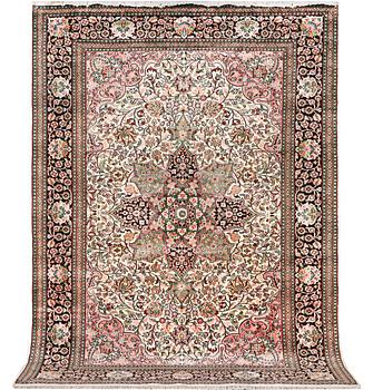 A silk Kashmir carpet, c. 267 x 185 cm.
