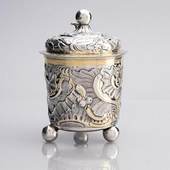 A Russian parcel-gilt silver beaker, unidentified maker, assay master Michail Bobrowschtschikow, Moscow 1764.