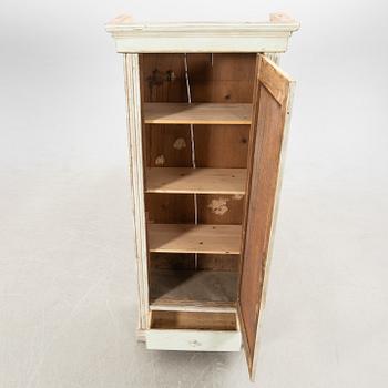 Cabinet, 20th century.