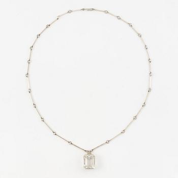 Wiwen Nilsson, a necklace, ring and pendant chain with pendant, silver with rock crystal, Lund 1947.