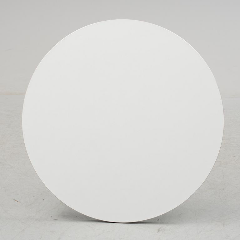 BRUNO MATHSSON & PIET HEIN, matbord för Fritz Hansen, Danmark, 2000-tal.