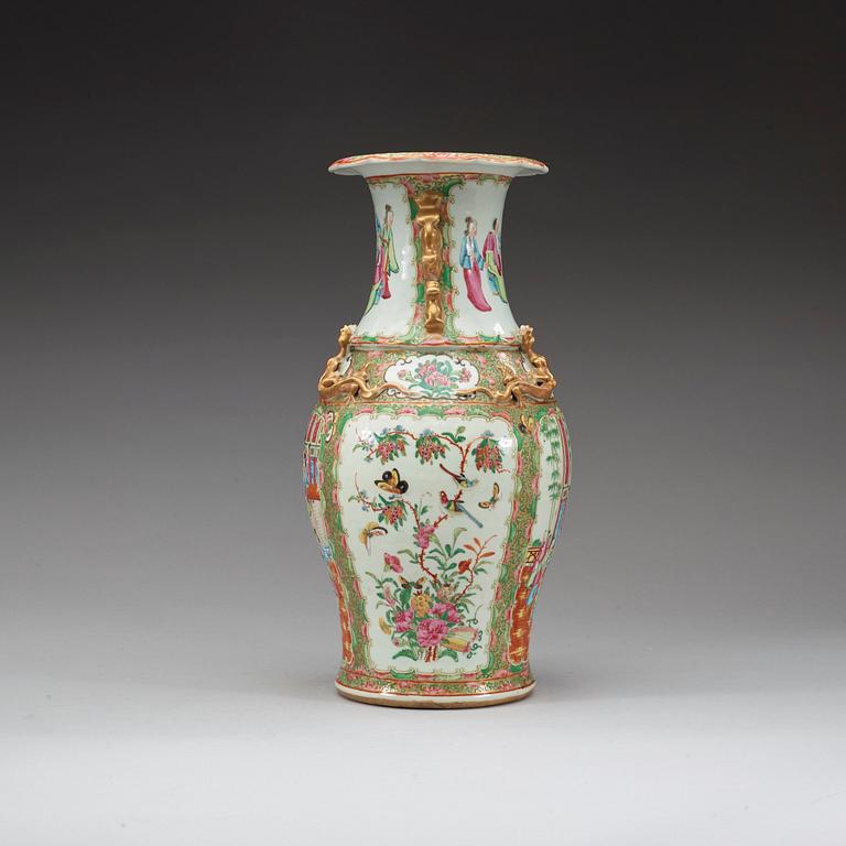 A Canton famille rose vase, Qing dynasty, 19th Century.