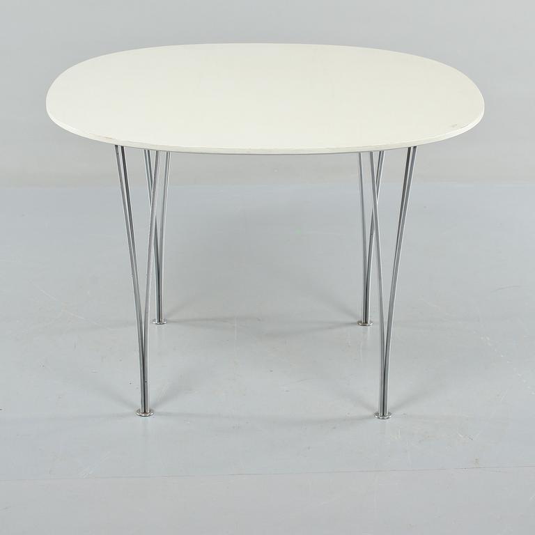 SOFFBORD, "Supercirkel", Piet Hein, Fritz Hansen, 1900-talets andra hälft.