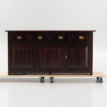 Sideboard, "Hyannis", Newport, samtida.