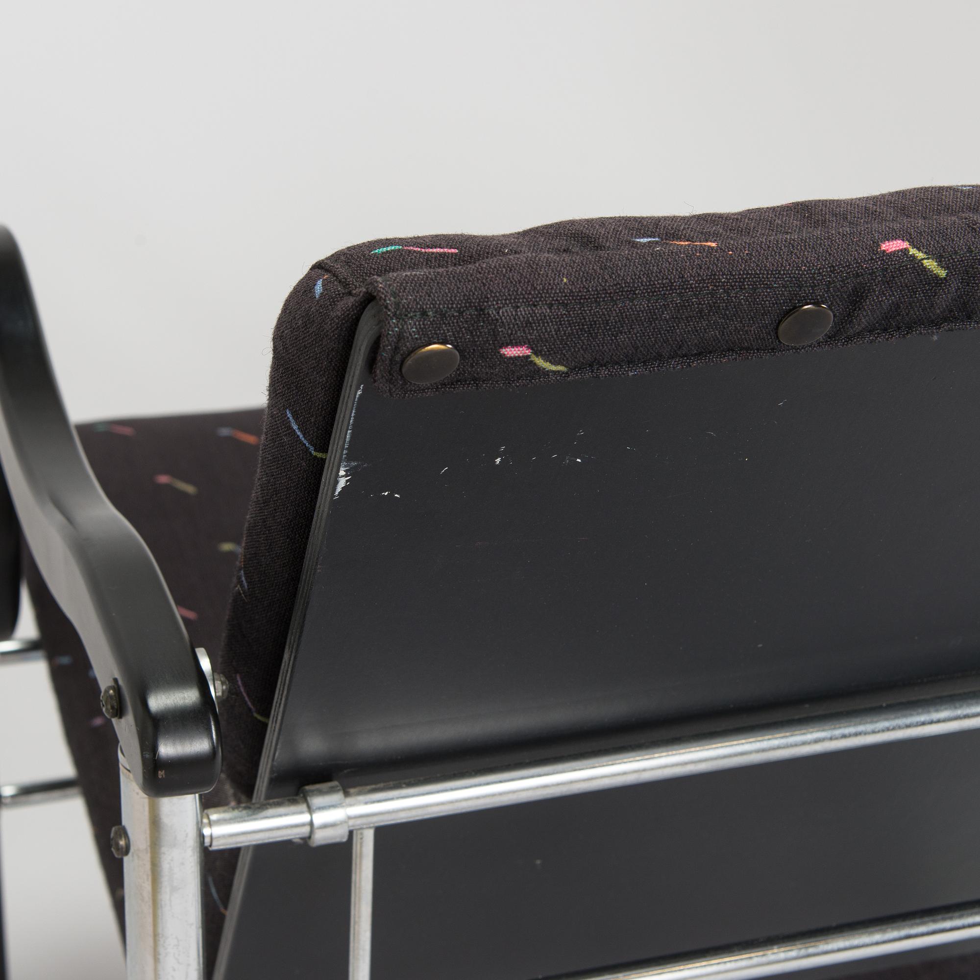 Yrjö Kukkapuro, A pair of 1980s 'Experiment' open armchairs for Avarte, Finland.
