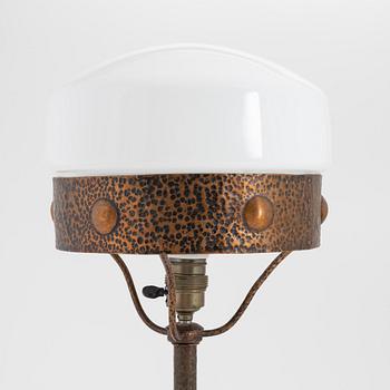 Bordslampa, koppar, jugend, 1910/20-tal.