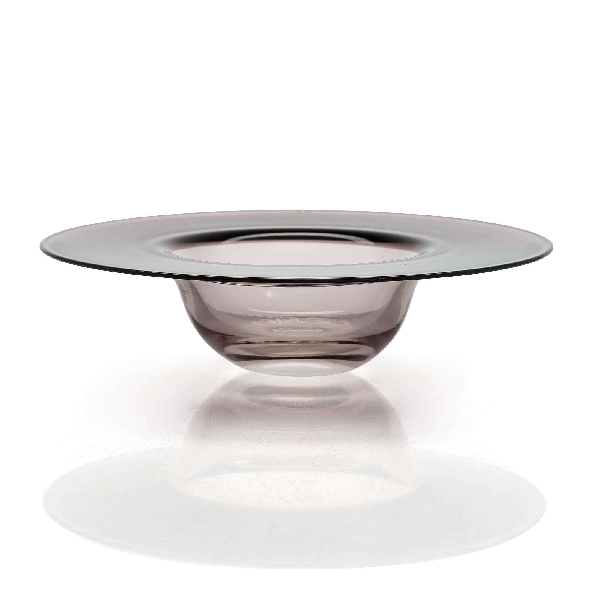 Timo Sarpaneva, skål, "Kardinalens hatt 3810", signerad Timo Sarpaneva 3810.