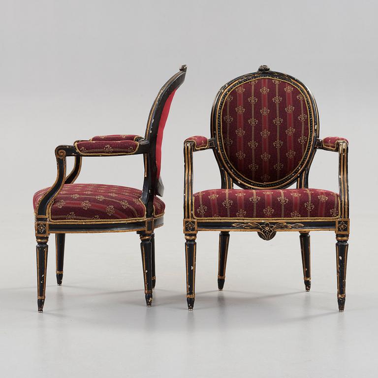 KARMSTOLAR, ett par, gustavianska stockholmsarbeten, 1700-talets slut.