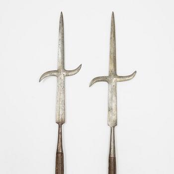 A pair of Swedish partisans.
