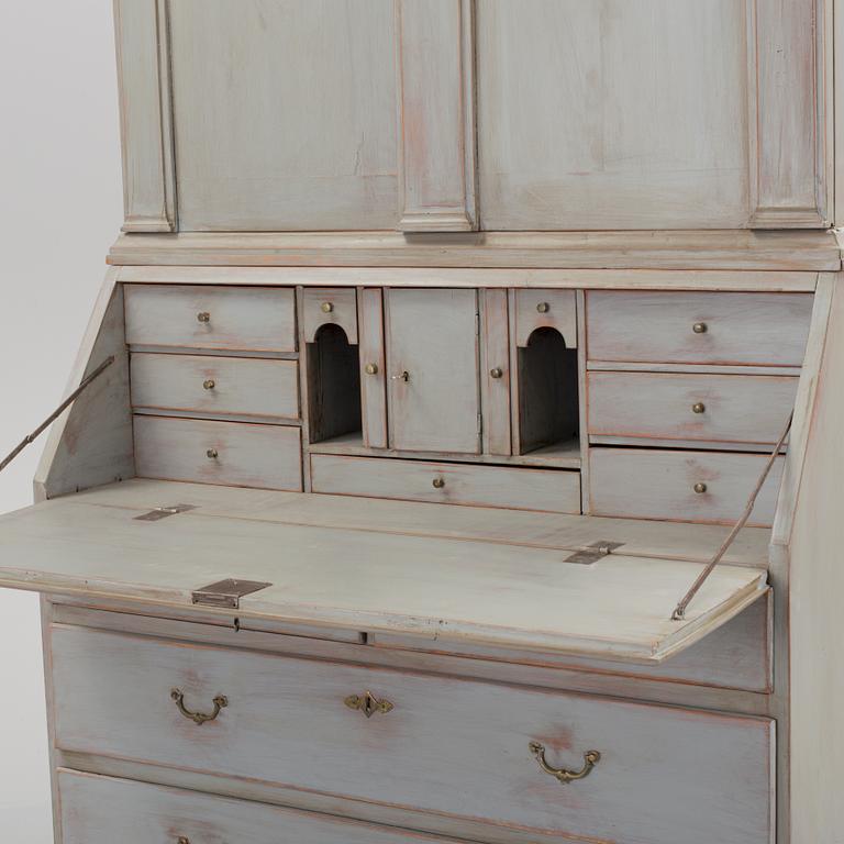 A 19th century cabinet.