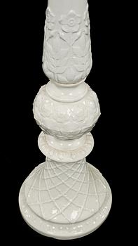 PIEDESTAL SAMT YTTERFODER, flintgods, Gustafsberg, 1904-1908.