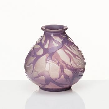 Gunnar G:son Wennerberg, an Art Nouveau cameo glass vase, Kosta, Sweden.