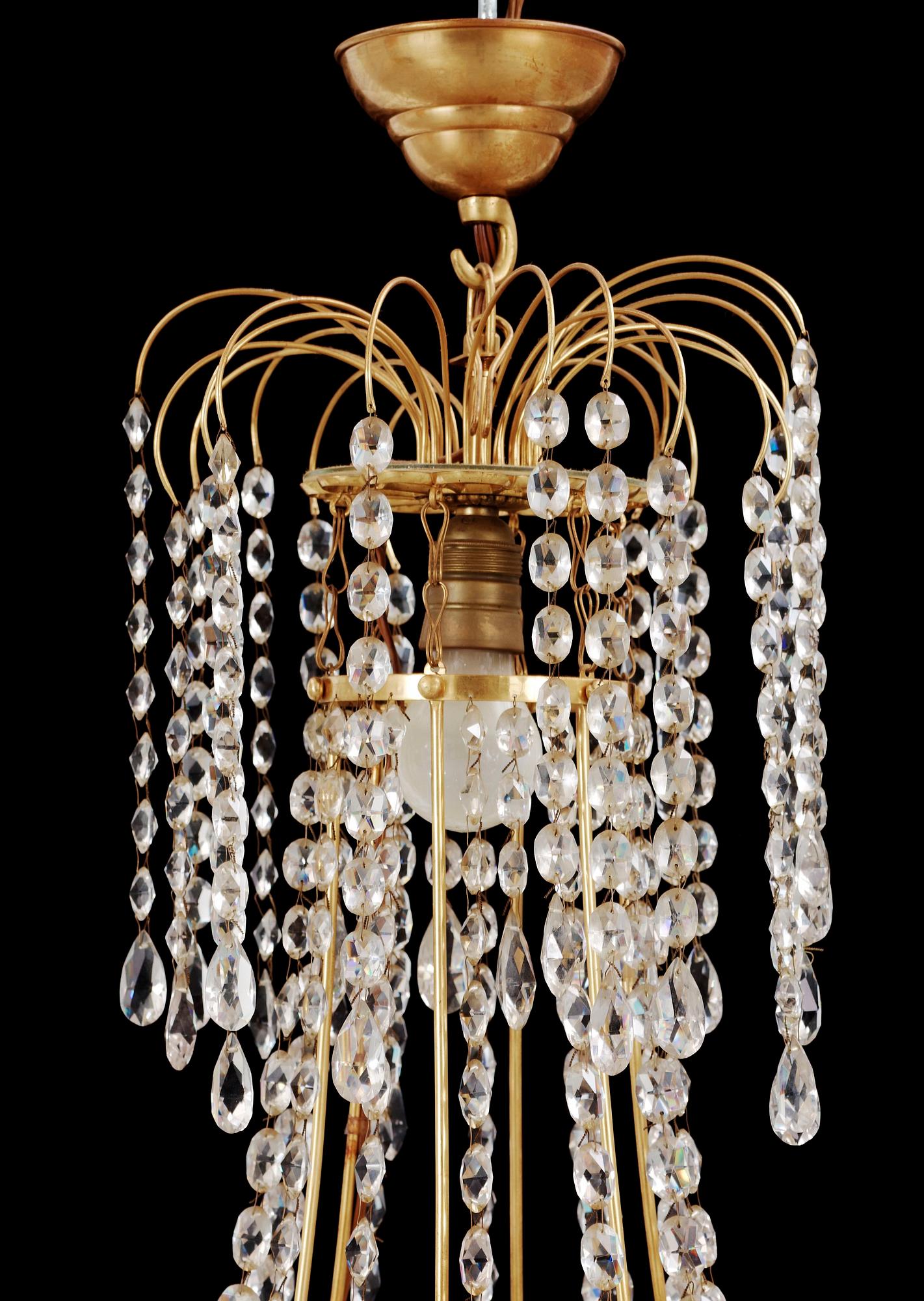 LJUSKRONA,  gustaviansk stil, 1900-talets mitt. H 77.