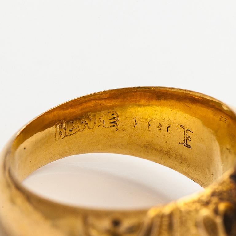 Ring, 18K guld, gult glas (paste) Bernt Erland Wallin, Tammerfors, 1800-talets andra hälft.