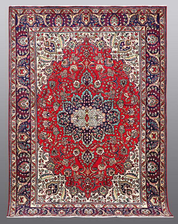 Matto, Tabriz, ca 295 x 208 cm.