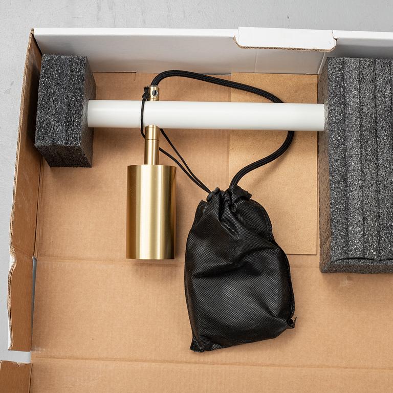 TAKLAMPA, design by Niclas Hoflin, för RUBN, "Long John 4", med originalförpackning.