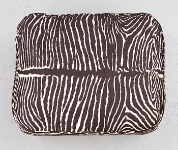 Josef Frank, a model 336 ottoman, Svenskt Tenn.