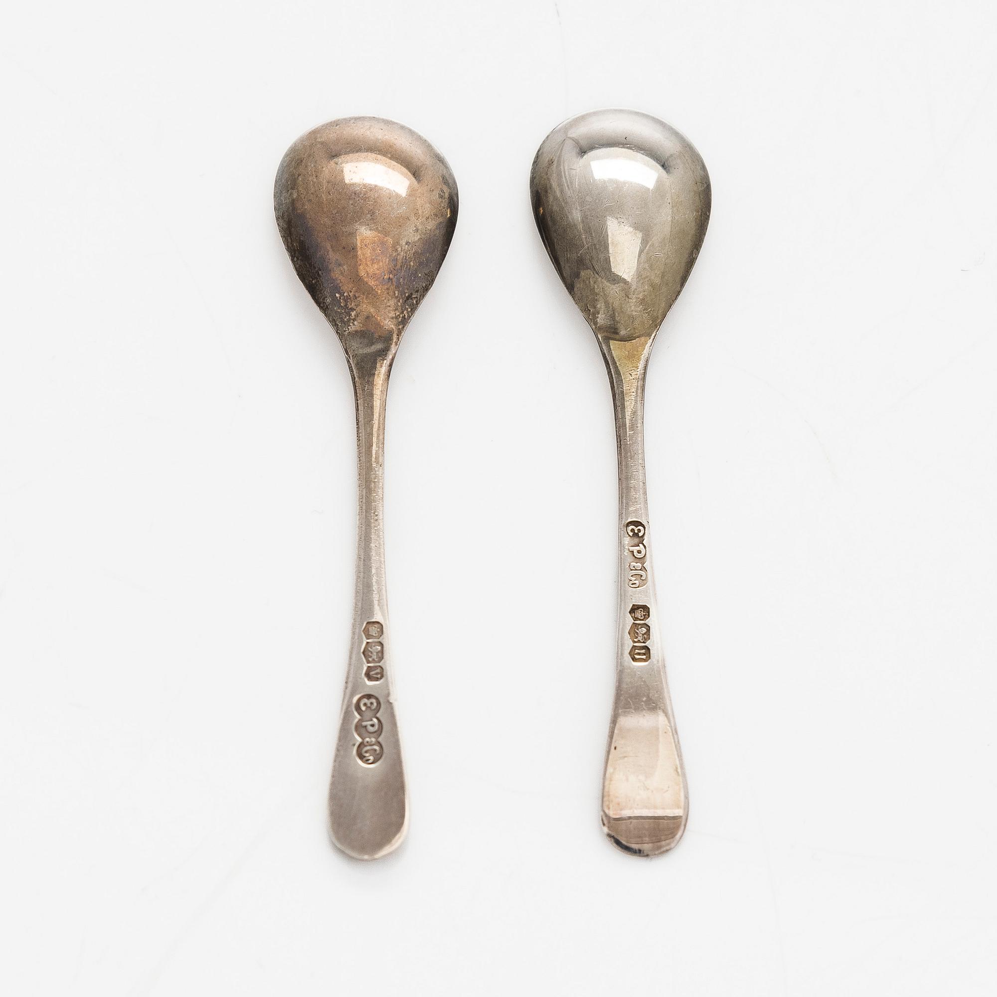 Kryddset, 3 dlr, sterlingsilver, Sheffield och Birmingham, England 1920-30-tal. samt försilvrat fat.