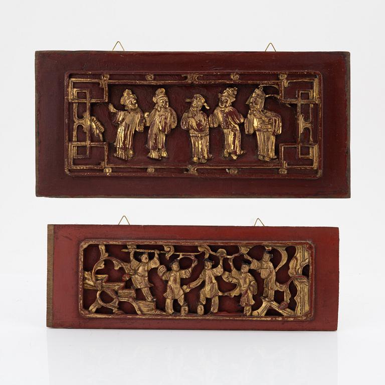 Two wooden panels, Qing dynasty, 19th Century.