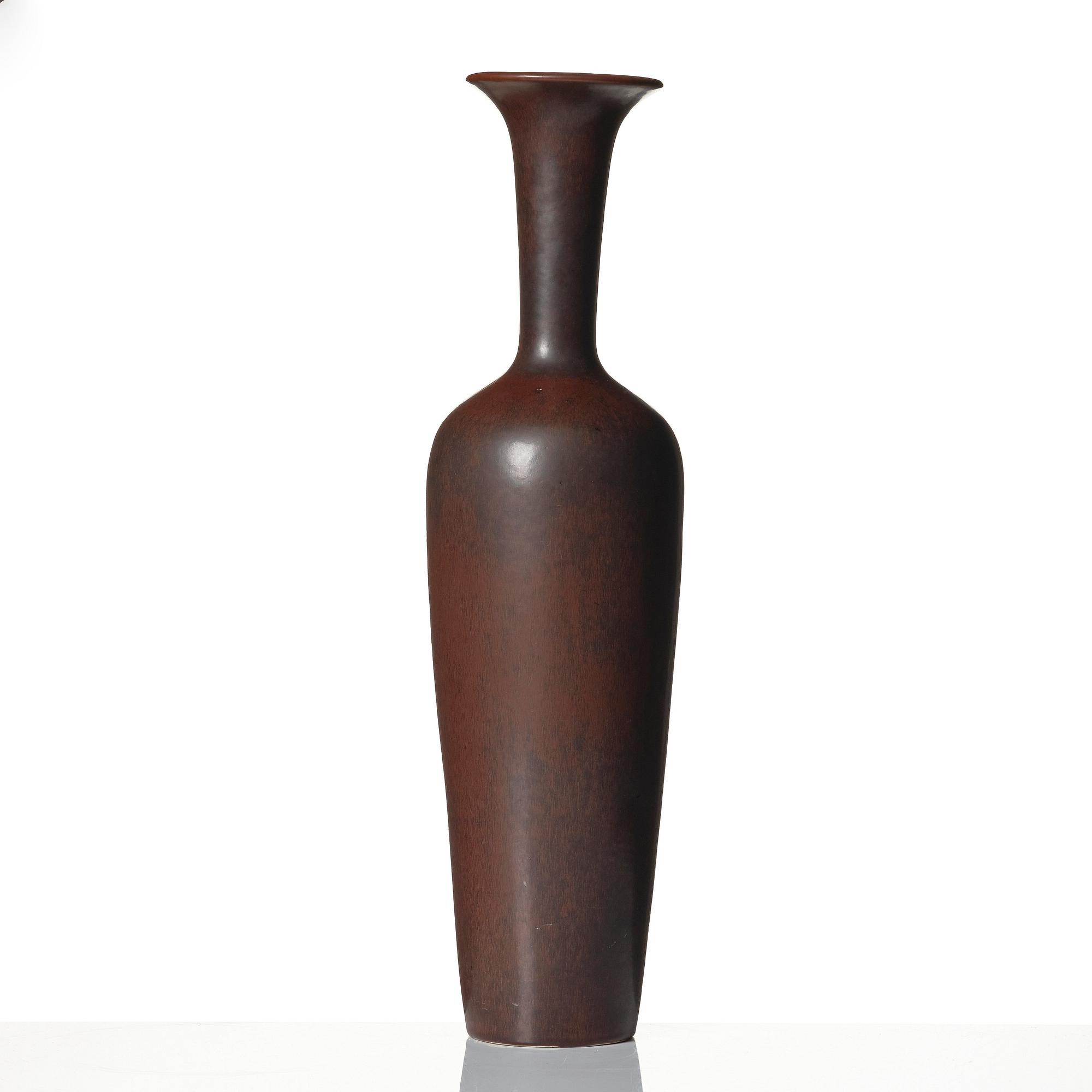 Gunnar Nylund, a stoneware floor vase, Rörstrand 1950-60s.