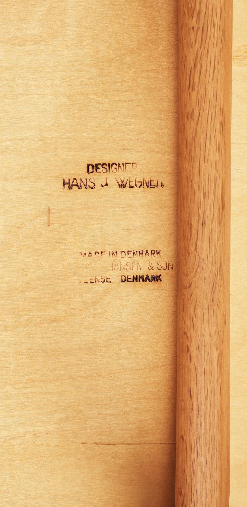 HANS J WEGNER, stolar, 6 st "Savbukkestolen", Carl Hansen & Son, Odense, Danmark 1950-60-tal.