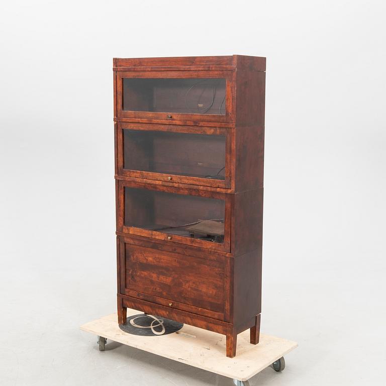 Carl Malmsten, bokskåp "Sekreterarmöbel" Åtvidaberg formgiven 1928.