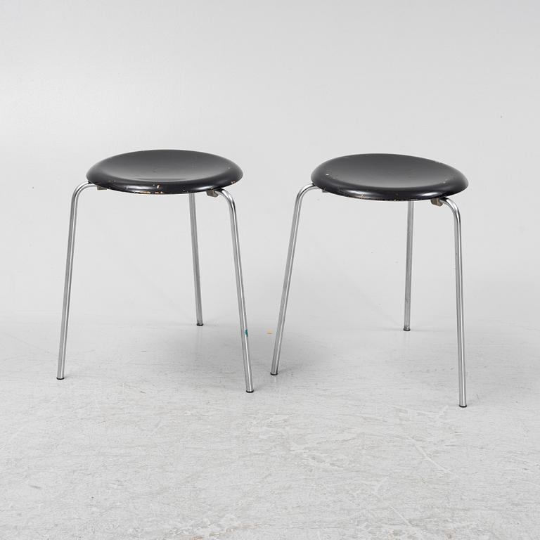 Arne Jacobsen, pallar, ett par, "Dot", Fritz Hansen, Danmark, 1960/70-tal.
