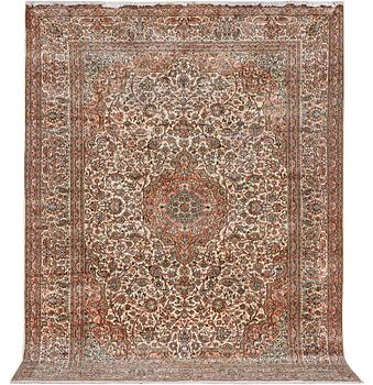 Matta, silke Kashmir, ca 303 x 216 cm.