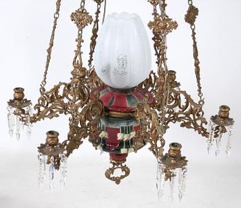 TAKFOTOGENLAMPA, majolika, omkring sekelskiftet 1800/1900.