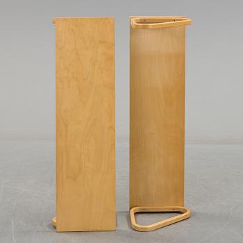 Two '112B' shelfs by Alvar Aalto, Artek.