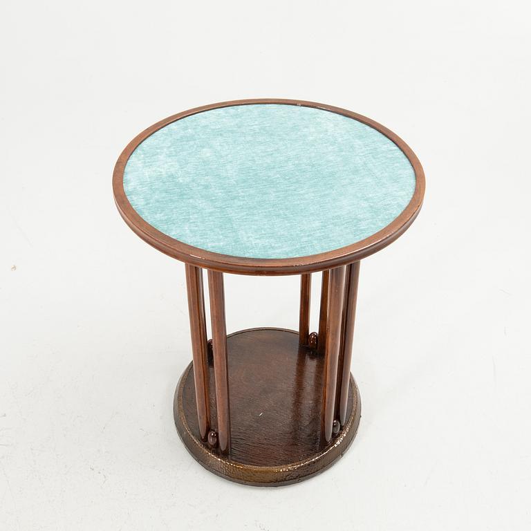 Side table, Thonet, early 20th century.