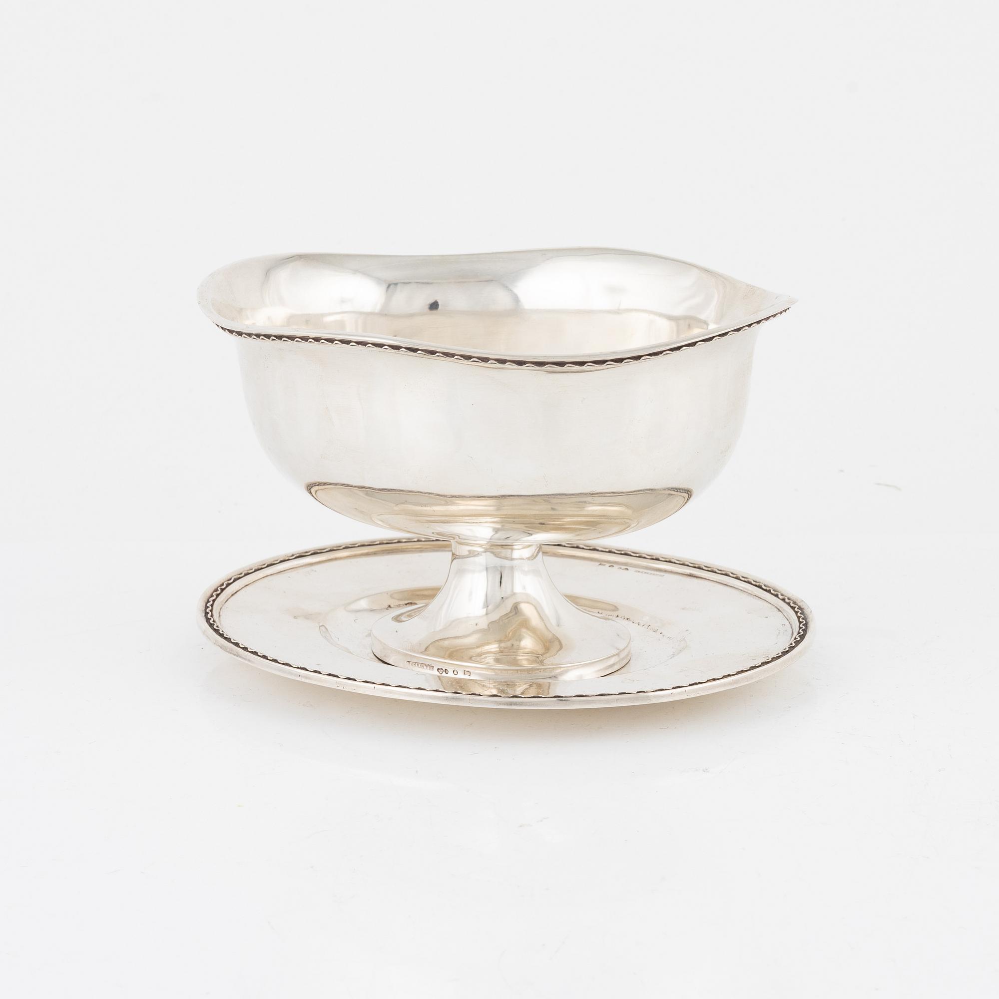 Carl Fredrik Carlman, såsskål, silver, Stockholm, 1946.