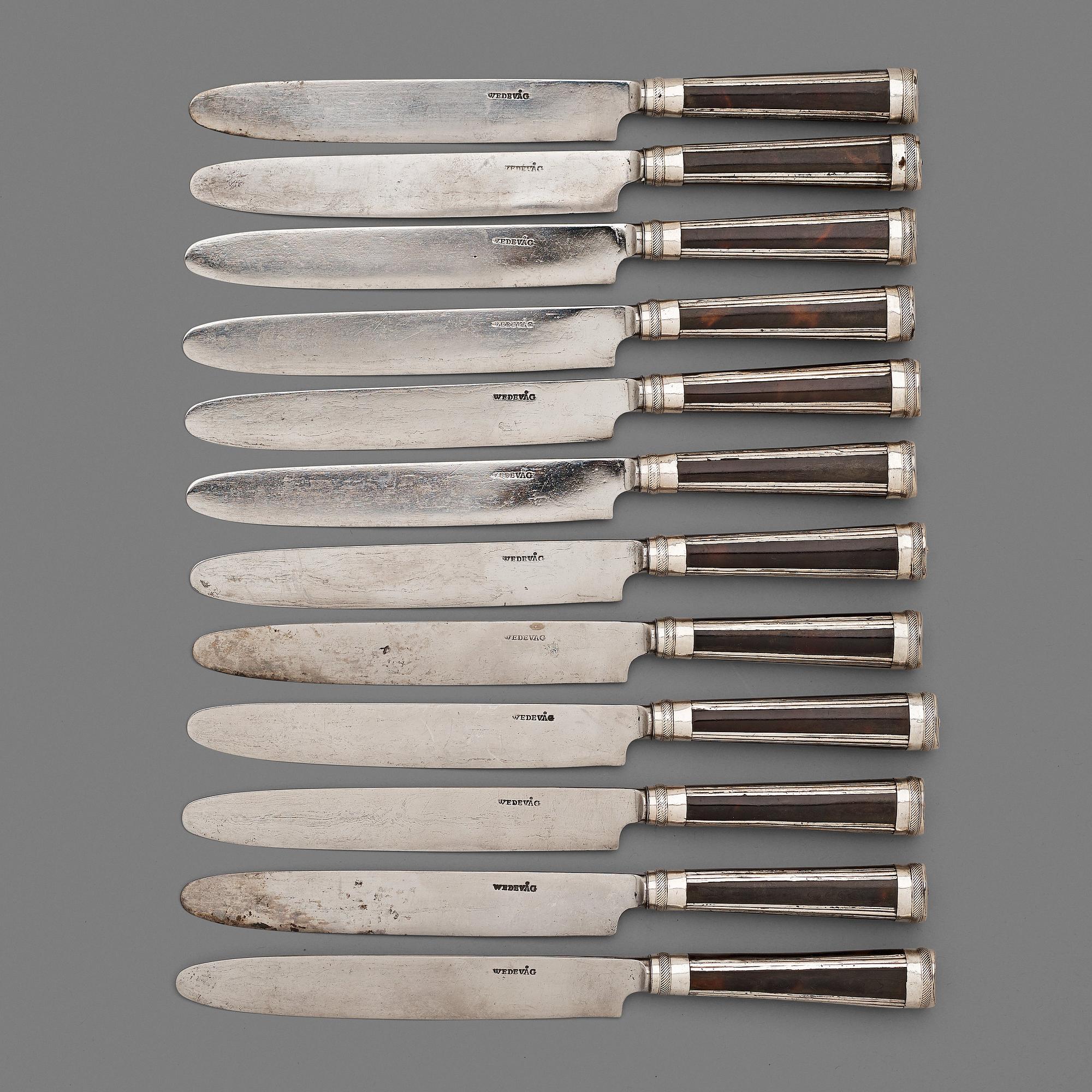 Matknivar, 12 st, sköldpadd och silver, Sverige omkring 1800.