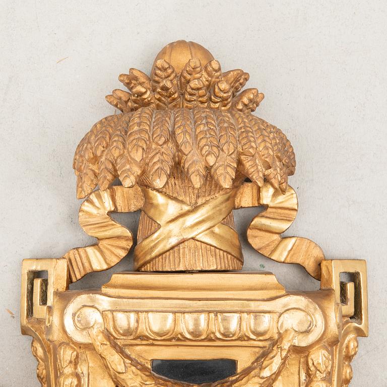 Wall clock in the Gustavian style, first half of the 20th century.