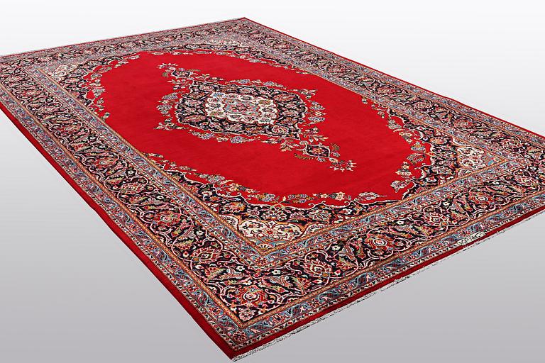 A carpet, Keshan, ca 353 x 240 cm.