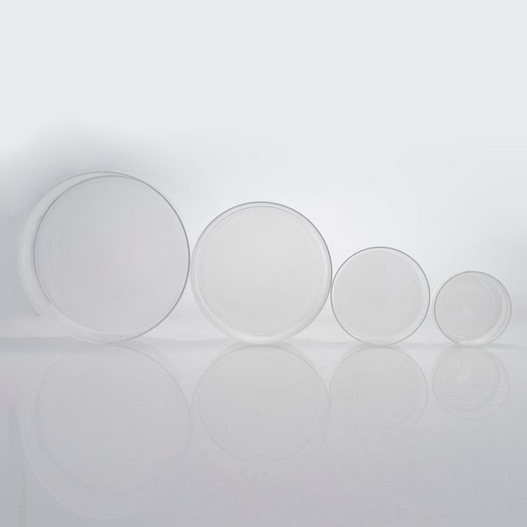 Timo Sarpaneva, maljoja, 16 kpl, "Marcel" sarjaa, Iittala. Tuotannossa 1993 - 1996.