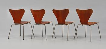 STOLAR, 4 st, "Sjuan", Arne Jacobsen för Fritz Hansen, 1900-talets andra hälft.