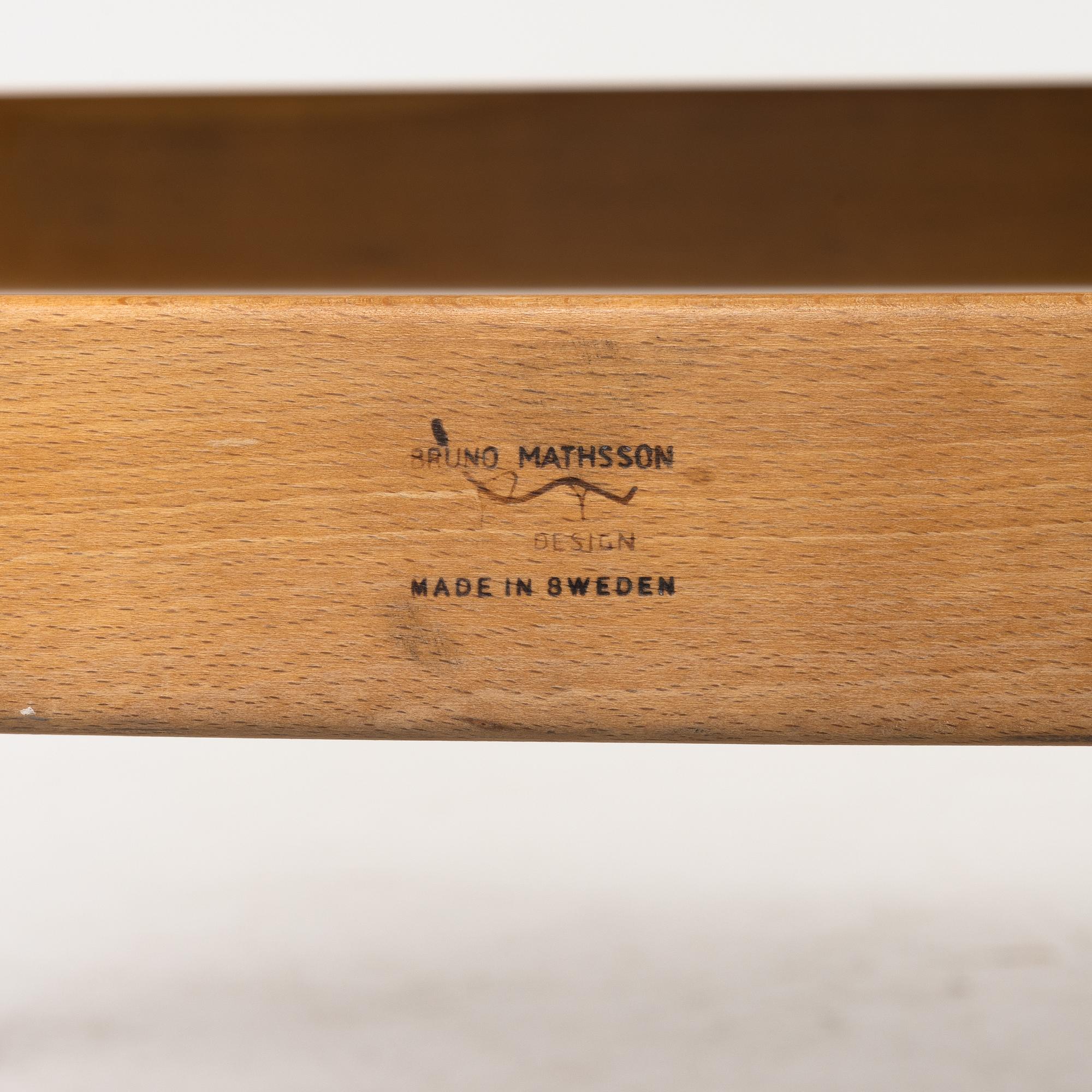Bruno Mathsson, soffa, "Eva", Firma Karl Mathsson, daterad 1974.