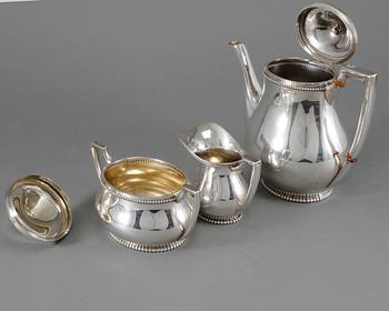KAFFESERVIS, 4 delar, silver, importstämplat CAK, Göteborg 1919.Vikt 1789 g.