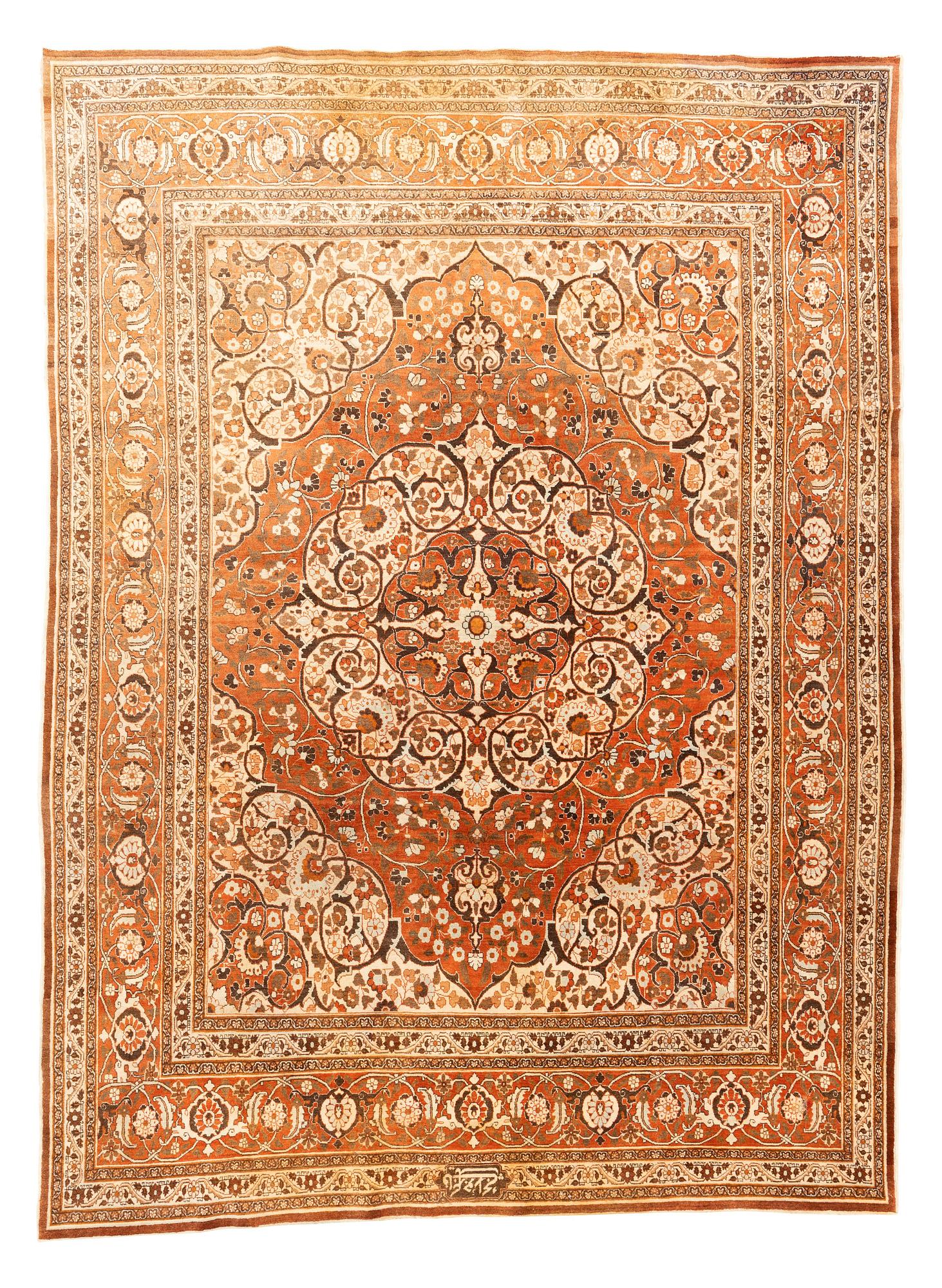 A carpet, an antique Tabriz, ca 380-381,5 x 271,5-283 cm, an inscription: Yekbar Jorabchi.
