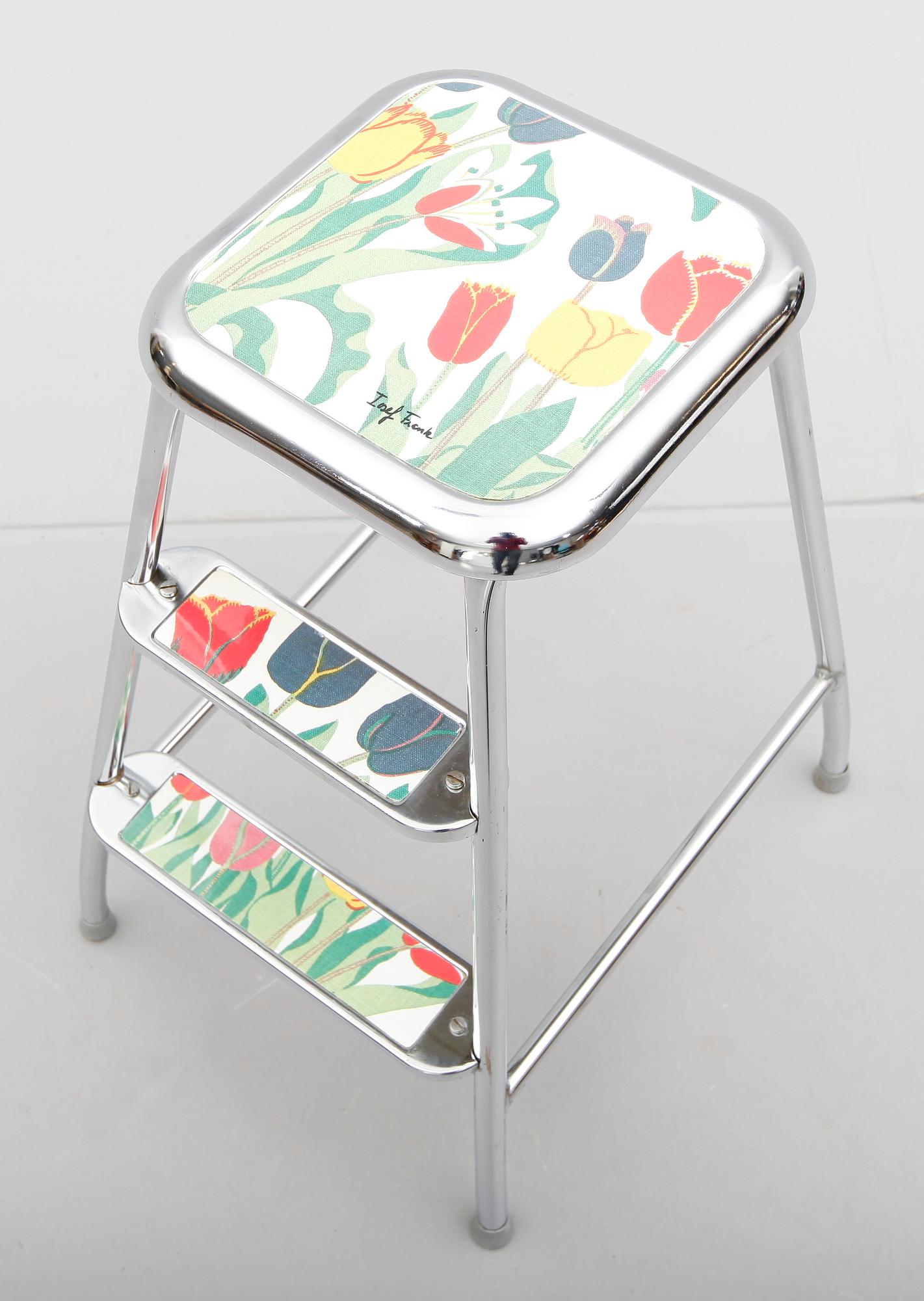 STEGPALL, Awab, mönster "Tulip" efter Josef Frank, 1900-talets andra hälft.