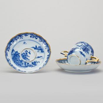 KOPPAR med FAT, ett par, kompaniporslin, Qianlong 1736-95.