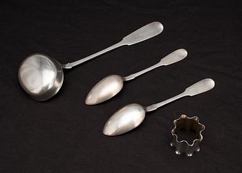 PARTI SILVER, 4 delar, Ryssland, 1800-tal. Total vikt ca 465.