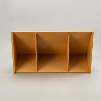 Bruno Mathsson,  a bookstand model nr T 709.