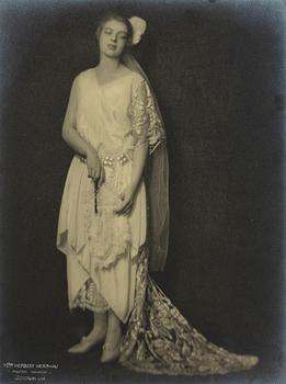 Henry B. Goodwin, "Mrs Herbert Kershaw in English Court Dress, 1923".