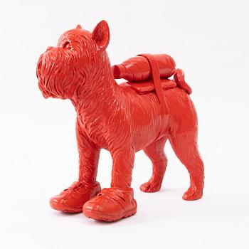 William Sweetlove, "Cloned Griffon Bruxellois with pet bottle"(Red).