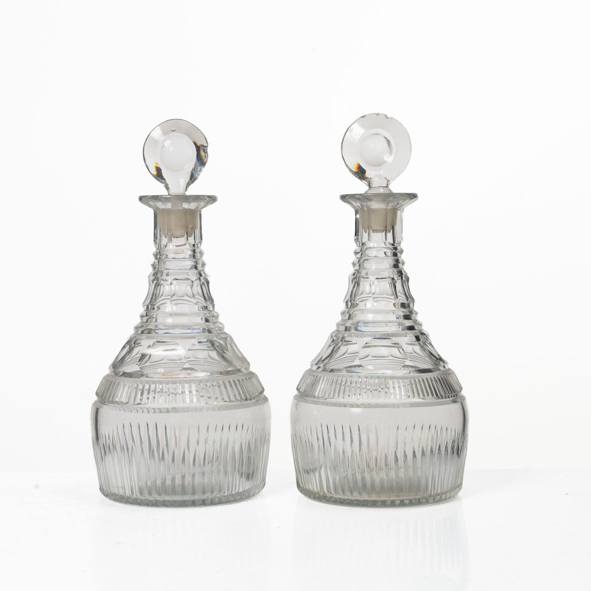 Karaffer, ett par, sannolikt England, glas, 1800-tal.