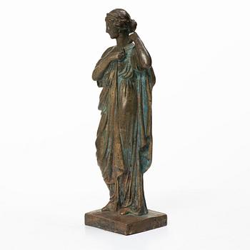 Antiquity-inspired woman.