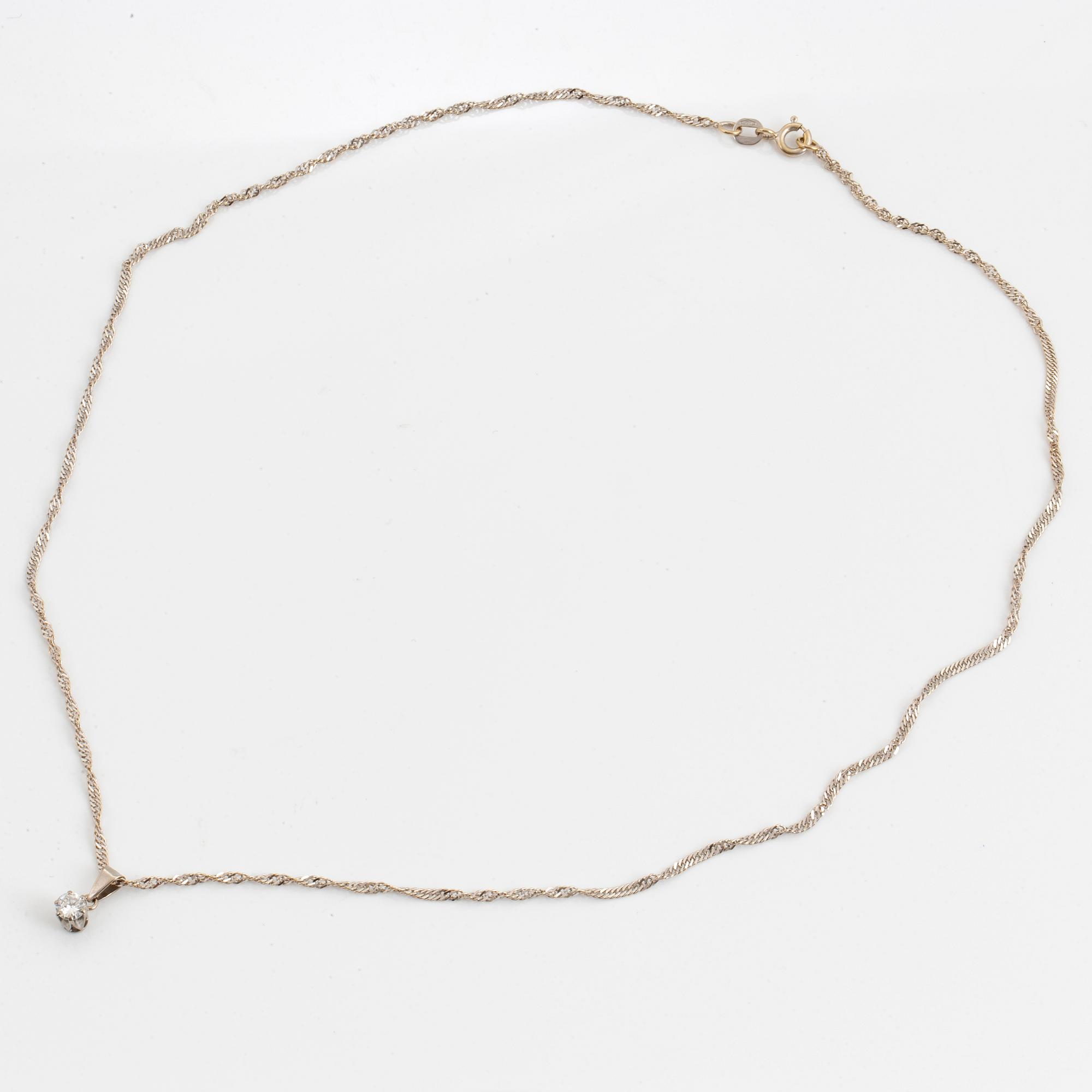 Brilliant-cut diamond necklace.