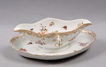 SÅSSKÅL, porslin, rokokostil, Berlin, omkring 1900.